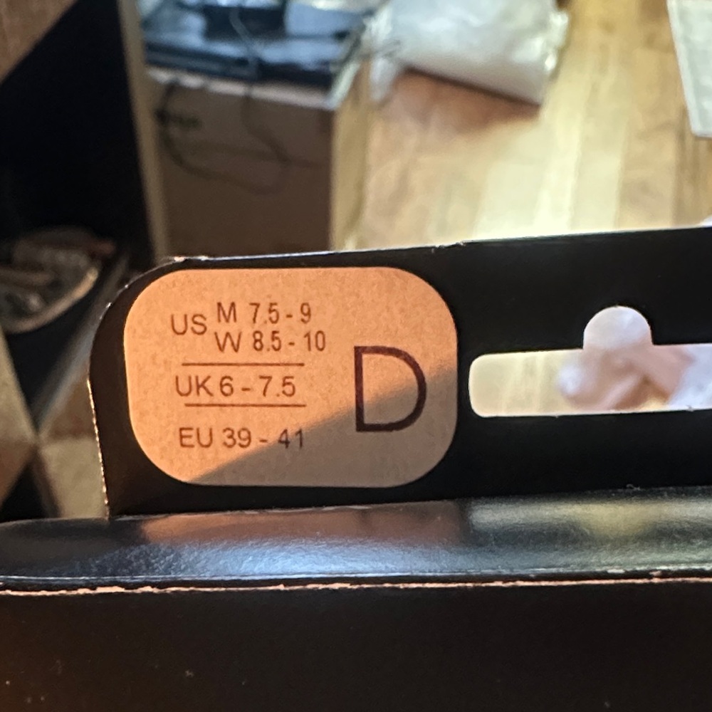 Superfeet Black Insoles - Picture 2 of 5